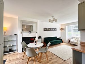 Photo 19- click for photo gallery